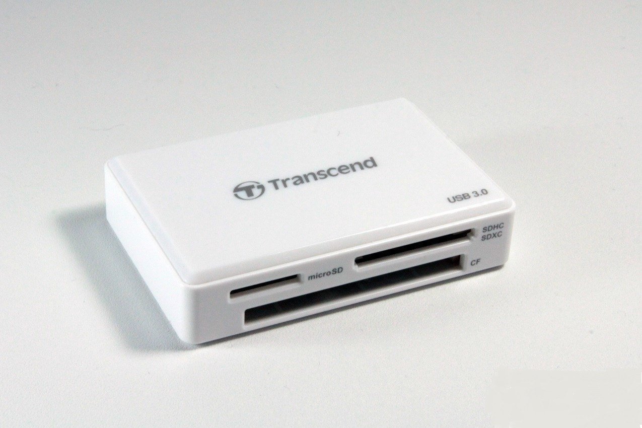 Transcend USB 3.0 Memory Card Reader - Accessories - DashCam Bros - Dash Cam