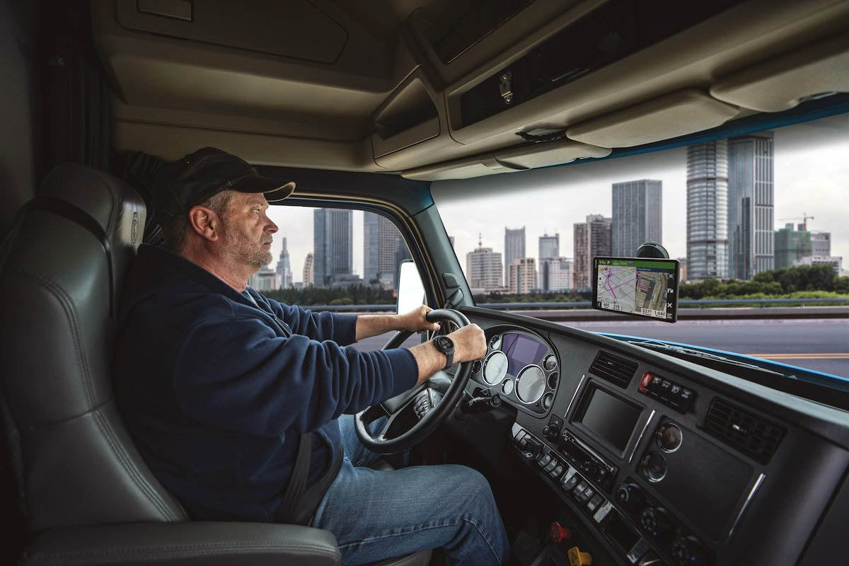 Garmin dezlCam OTR710 - 7 GPS Truck Navigator with Built-in Dash Cam